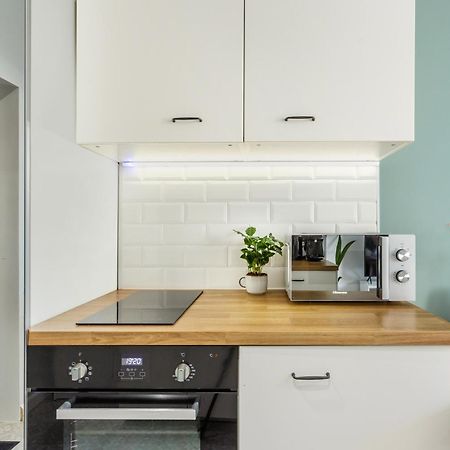 Charming Apartment In The City Center Warsaw Exterior photo
